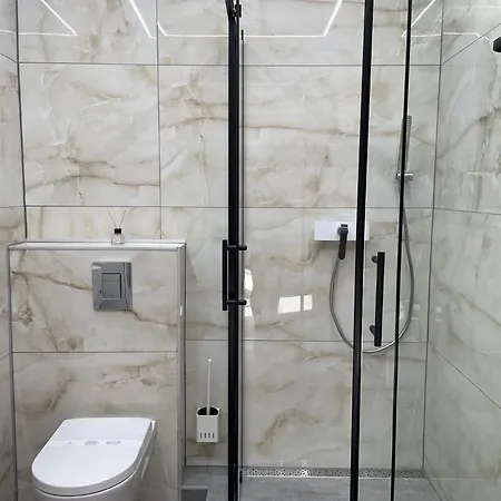 Brivibas - South / North, Free Privat Parking, Free Wifi, Self Check-in Riga