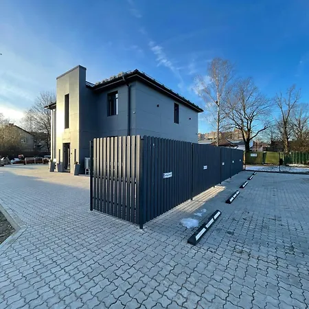 Brivibas - South / North, Free Privat Parking, Free Wifi, Self Check-in * Riga